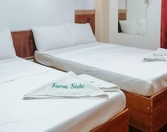 RedDoorz @ Farm Side Hotel Laoag City (Laoag City, Philippines)
