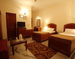 Mahalakshmi Palace Hotel (Faridabad, India)