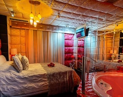 Hotel Priamos-Adults Only (Atina, Yunanistan)