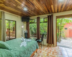 Khách sạn Cabañas Monteverde Villa Lodge (Monteverde, Costa Rica)