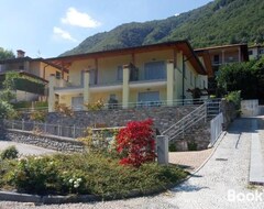Hotelli Suite Dei Fabbri (Tremezzo, Italia)