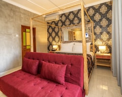 Khách sạn 18 Suite Villa Loft At Kuta (Kuta, Indonesia)