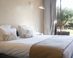 Hotel Adnaa - Modern Villa With 2 Pools, Sauna, Hammam, Tennis Court & Home Cinema (Marakeš, Maroko)