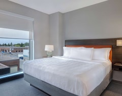Khách sạn Home2 Suites By Hilton Montreal Dorval (Dorval, Canada)