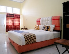 Hotel OYO 2274 Wisma Padati Syariah (Padang, Indonesia)