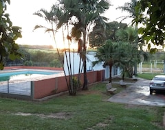 Entire House / Apartment Paraiso Rural Resort (Novo Horizonte, Brazil)