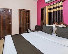 OYO 15722 Hotel Padmavati (Kalküta, Hindistan)
