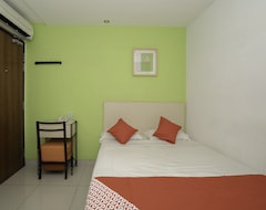 Oyo 903 Happy 92 Hotel (Sitiawan, Malaysia)