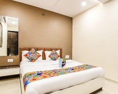 Hotel FabExpress Pratiksha Naroda (Ahmedabad, Indija)