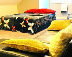 Hele huset/lejligheden Fully Equipped Cozy 4/5 Br (East Chicago, USA)