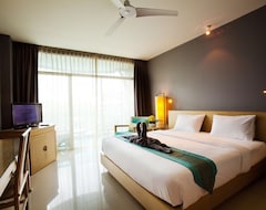 Hotel Ramaburin Resort Phuket (Patong Beach, Tailandia)
