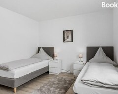 Hele huset/lejligheden WINETIME - modern - Boxspringbetten - Netflix - Nahe Mercedes-Benz (Hagenbach, Tyskland)