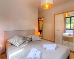 Toàn bộ căn nhà/căn hộ House With Pool, 3 Bedrooms 2 Bathrooms, Covered Terrace (Sotta, Pháp)