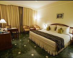 Hotel Clarks Shiraz (Agra, India)