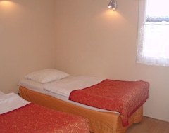 Toàn bộ căn nhà/căn hộ 2 Bedroom Accommodation In Jaroslawiec (Miroslawiec, Ba Lan)