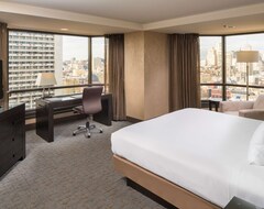 2 Connecting Suites With 2 Beds And 2 Sofabeds At A 4 Star Hotel By Suiteness (San Francisco, ABD)