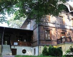 Toàn bộ căn nhà/căn hộ Willa Widok - Apartament Naleczow (Naleczów, Ba Lan)