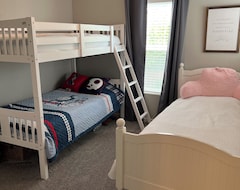 Koko talo/asunto 4 Bedroom With All The Things! (Eugene, Amerikan Yhdysvallat)