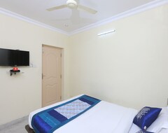 Khách sạn OYO 1054 Hotel AVNB Towers (Chennai, Ấn Độ)