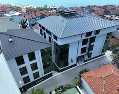 Khách sạn Yaylada Apart (Körfez, Thổ Nhĩ Kỳ)