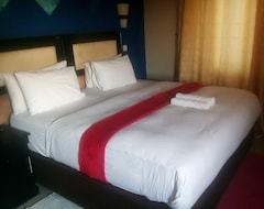 Hotel Royal Olympia Lodge (Livingstone, Zambia)