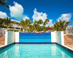 Hotel Coral Sands (Dunmore Town, Bahamalar)