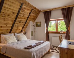Hotel Rustic Lodge Plitvice (Plitvicka Jezera, Croatia)