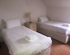 Khách sạn Aberdour Guest House (Dumfries, Vương quốc Anh)