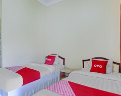 Khách sạn Oyo 90516 Rgh Syariah Argopeni (Wonosobo, Indonesia)