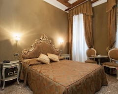 Khách sạn Hotel Al Ponte Mocenigo (Venice, Ý)
