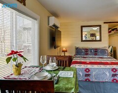 Casa/apartamento entero Pet-friendly Vacation Rental Cabin In Whittier (Whittier, EE. UU.)