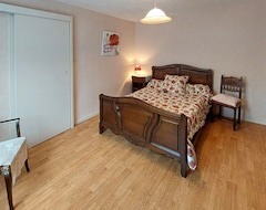 Tüm Ev/Apart Daire 2 Bedroom Accommodation In Bas-en-basset (Bas-en-Basset, Fransa)