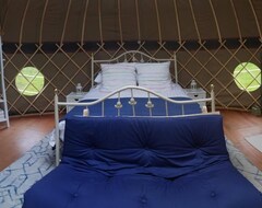 Hotel Looe Yurts (Looe, Ujedinjeno Kraljevstvo)
