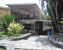 Otel Le Domaine De Larbre Du Voyageur (Curepipe, Mauritius)