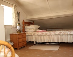 Cijela kuća/apartman Old - Style Traditional Farmhouse. Family Friendly. + Wi-Fi Included Free (Oola, Irska)