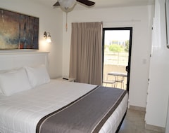 Pricing Has Been Reduced For A Short Time! Call Today! Fully Furnished For Less Than A Hotel! (Scottsdale, USA)