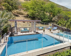Hele huset/lejligheden 6Bd/5.5Ba Luxury, Modern Tropical Getaway W/ Private Pool & A/C In All Bedrooms. Villa Luana (Honolulu, USA)