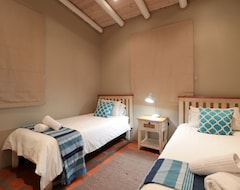 Hotel Duifie (Paternoster, South Africa)