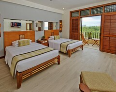 Khách sạn Costabella Tropical Beach Hotel (Cebu City, Philippines)