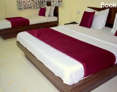 Khách sạn Oyo Rooms Pakwaan Sg Highway 2 (Ahmedabad, Ấn Độ)