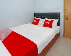 Khách sạn Oyo 92677 Hotel Bintaro (Tangerang Selatan, Indonesia)