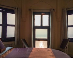 Khách sạn Dwivedi Hotels Hotel Elena (Varanasi, Ấn Độ)