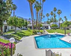 Toàn bộ căn nhà/căn hộ New! Sunny Palm Springs Condo W/ Heated Pool! (North Palm Springs, Hoa Kỳ)