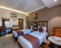 Khách sạn The Ren Hotels (Nashik, Ấn Độ)