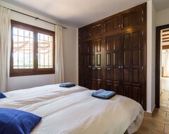 Toàn bộ căn nhà/căn hộ Beautiful modern styled finca (Murla, Tây Ban Nha)