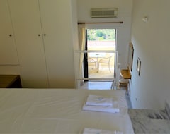 Apart Otel Orestis Hotel Sea View Apartments (Stalos, Yunanistan)