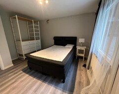 Toàn bộ căn nhà/căn hộ Entire 4 Bedroom In Heart Of Kosta (Kosta, Thụy Điển)