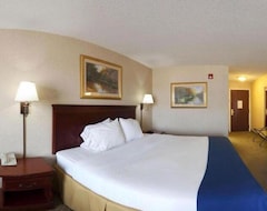 Holiday Inn Express and Suites Thomasville, an IHG Hotel (Thomasville, USA)