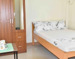 Khách sạn Charlina Rooms For Rent (Panglao, Philippines)