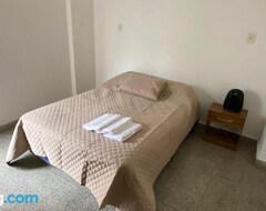 Entire House / Apartment Departamento Amplio Con Excelente Ubicacion (Santa Fe City, Argentina)